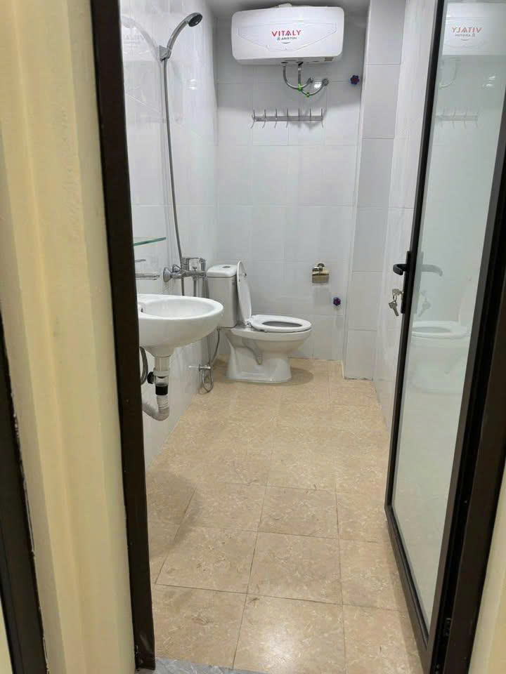 Cho thuê nhà Minh Khai ngõ 435, 45m2 3.5 tầng, 3 ngủ, 3 WC, 13 Triệu VP, ở 6 người - Ảnh 4